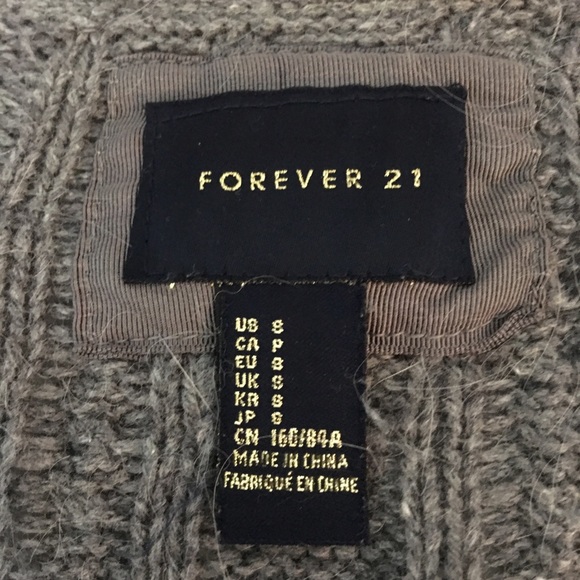 FOREVER 21 Women’s Sweater SMALL - Picture 3 of 6
